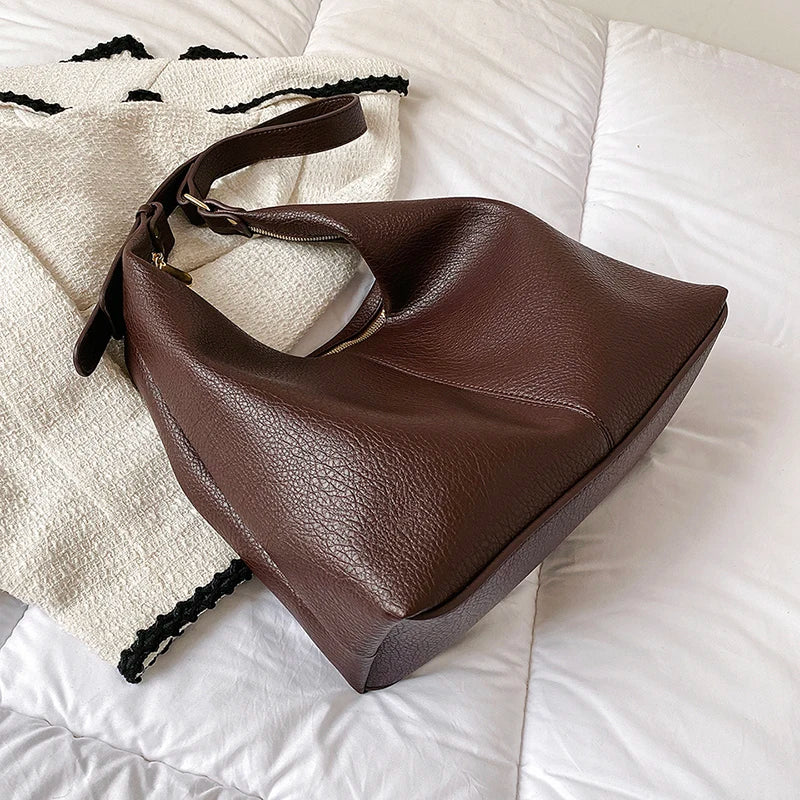 Stylish Zipper Women Shoulder Bags PU Leather For Work Daily