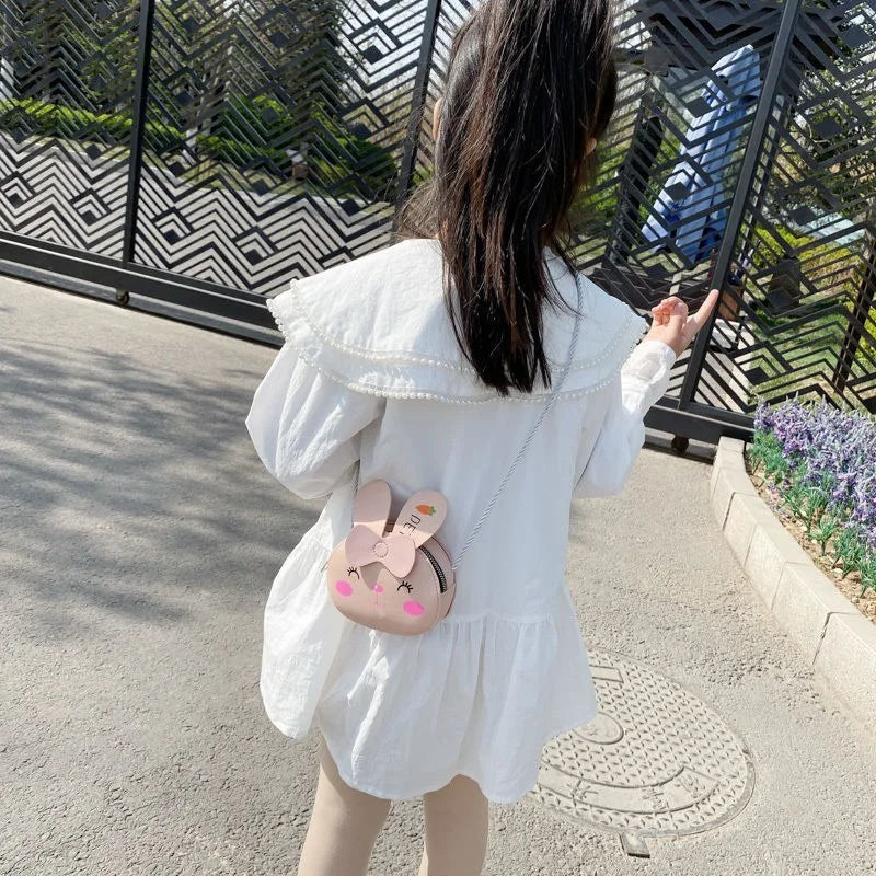 Cartoon Student Girl Heart Cross-body Bag Gift