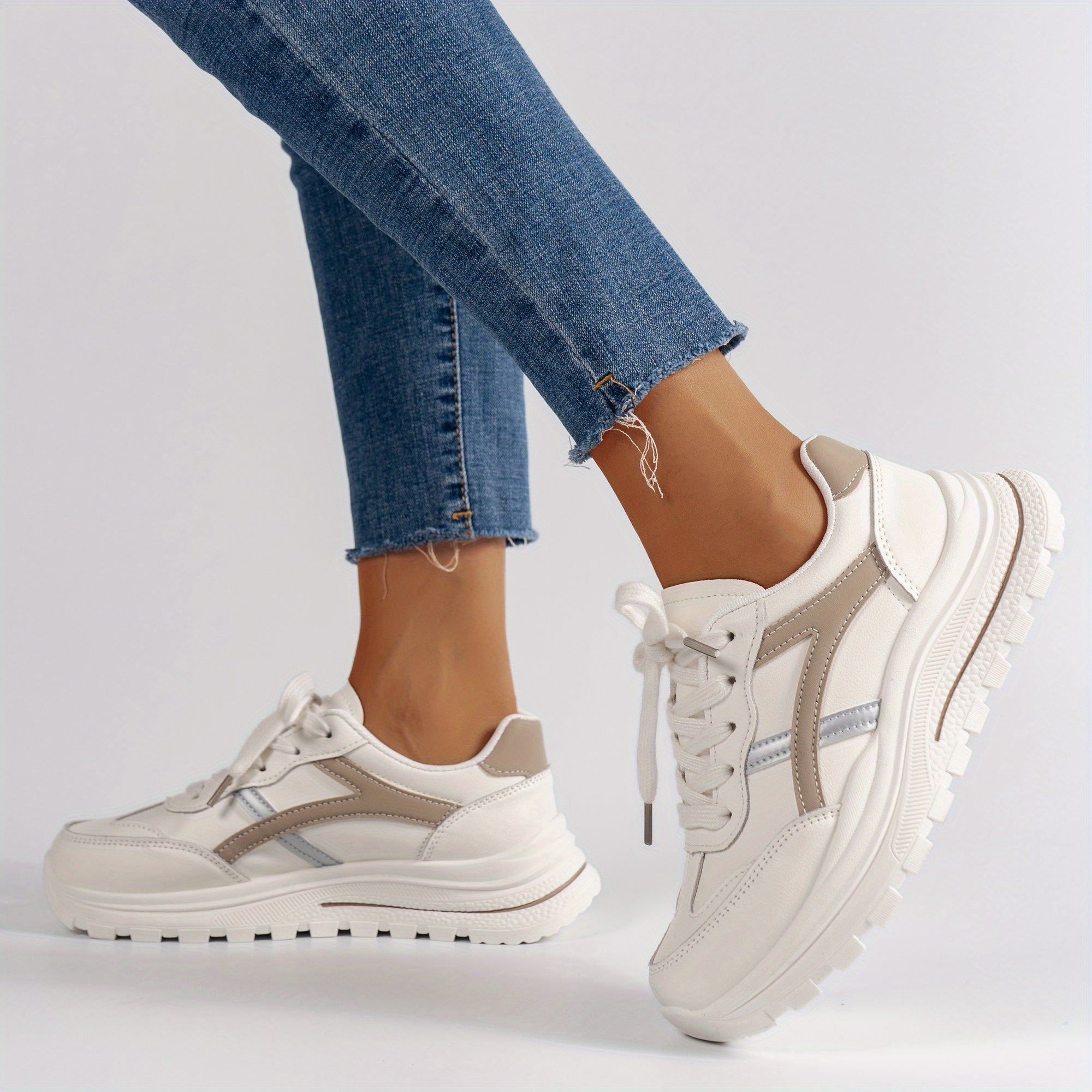 Women's Colorblock Flatform Sneakers Lace Up Low Round Toe Casual Shoes
