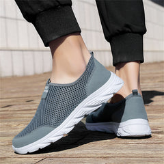Men's Lightweight Mesh Slip On Sneakers for Outdoor Training