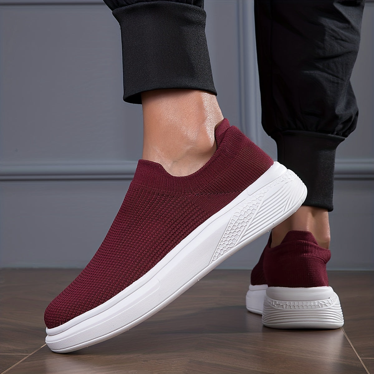 Men's Lightweight Slip-On Casual Shoes for Traveling Jogging