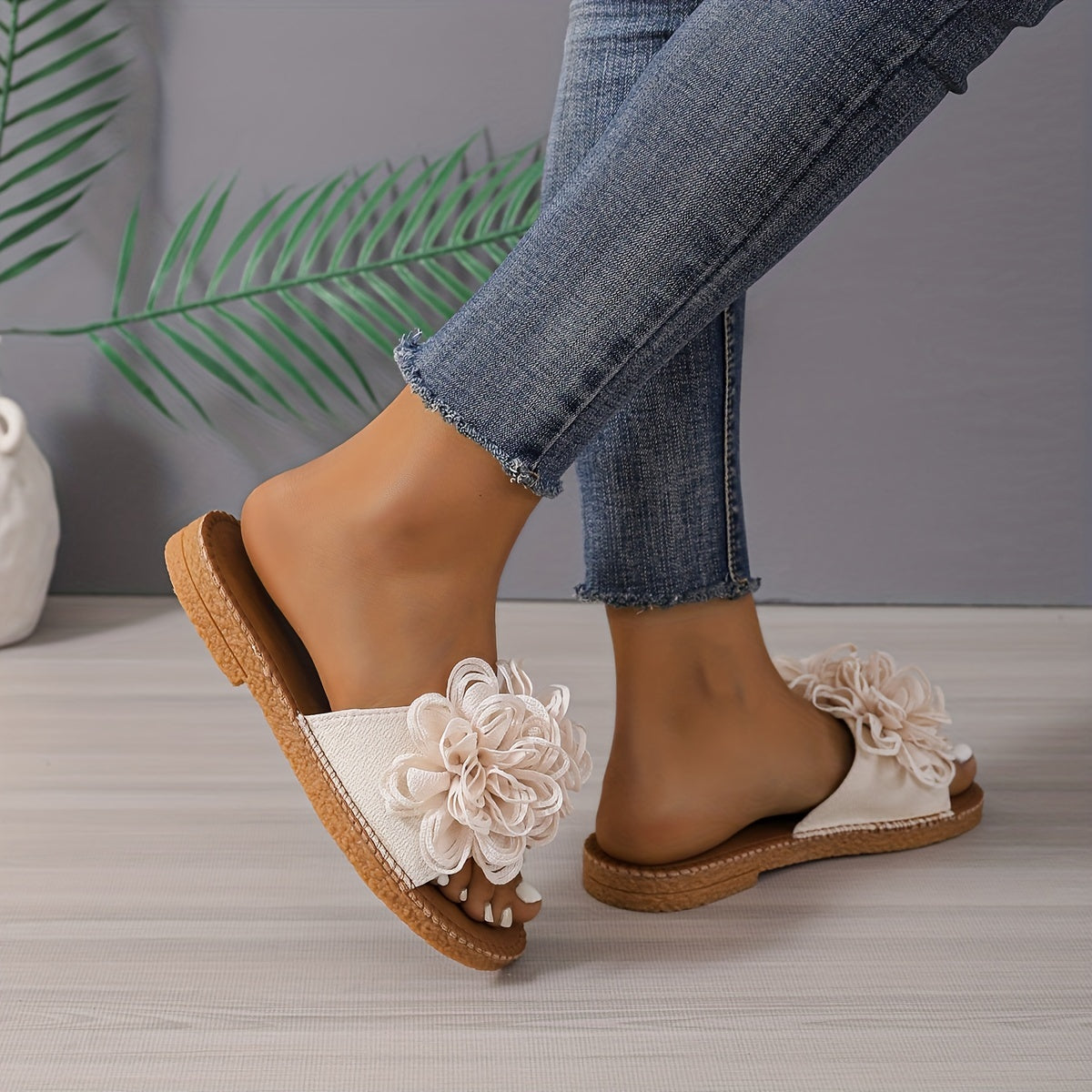 Women's Flat Slide Sandals Lightweight Slip On Shoes