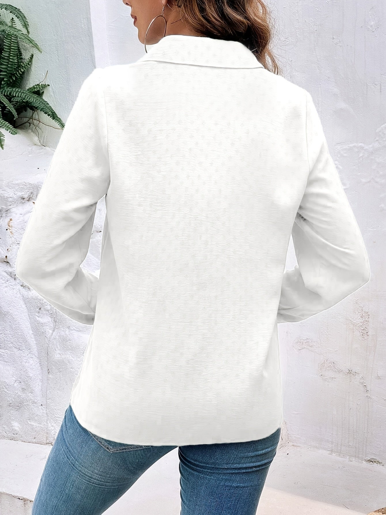  Jacquard Button-Up Collar Shirt