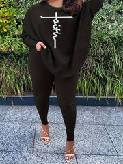Plus Size Casual Outfit Women's Plus Cross Letter Print Top & Pants Set