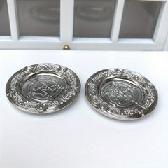 2pcs 1:12 Mini Dollhouse Metal Carved Dinner Plate S