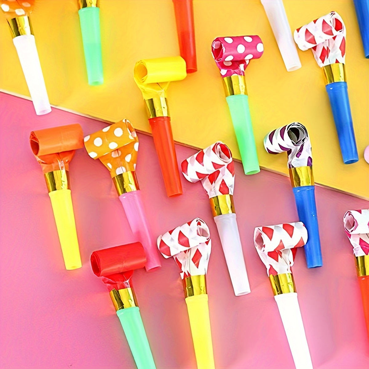 30pcs Plastic Whistle Props for Birthday Party, Student Toys - Random Large Size