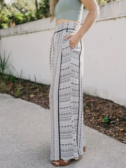  Wide Leg Geometric Print Pants with Pockets
