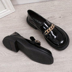 Women's Chain Decor Loafers Retro Round Toe Faux Leather Shoes