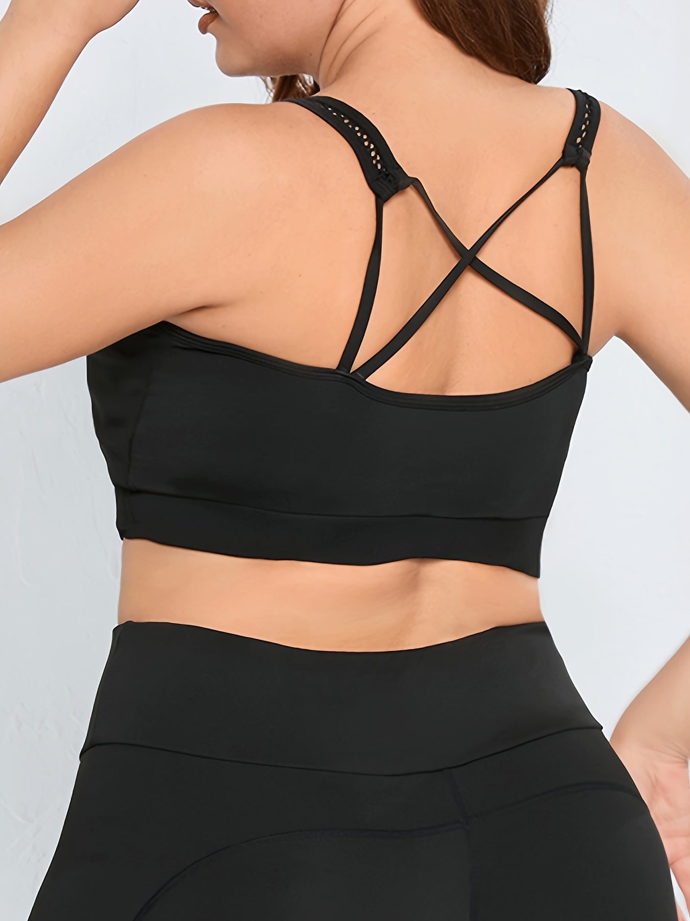  Solid Ruched Criss Cross Back Padded Fitness Bra