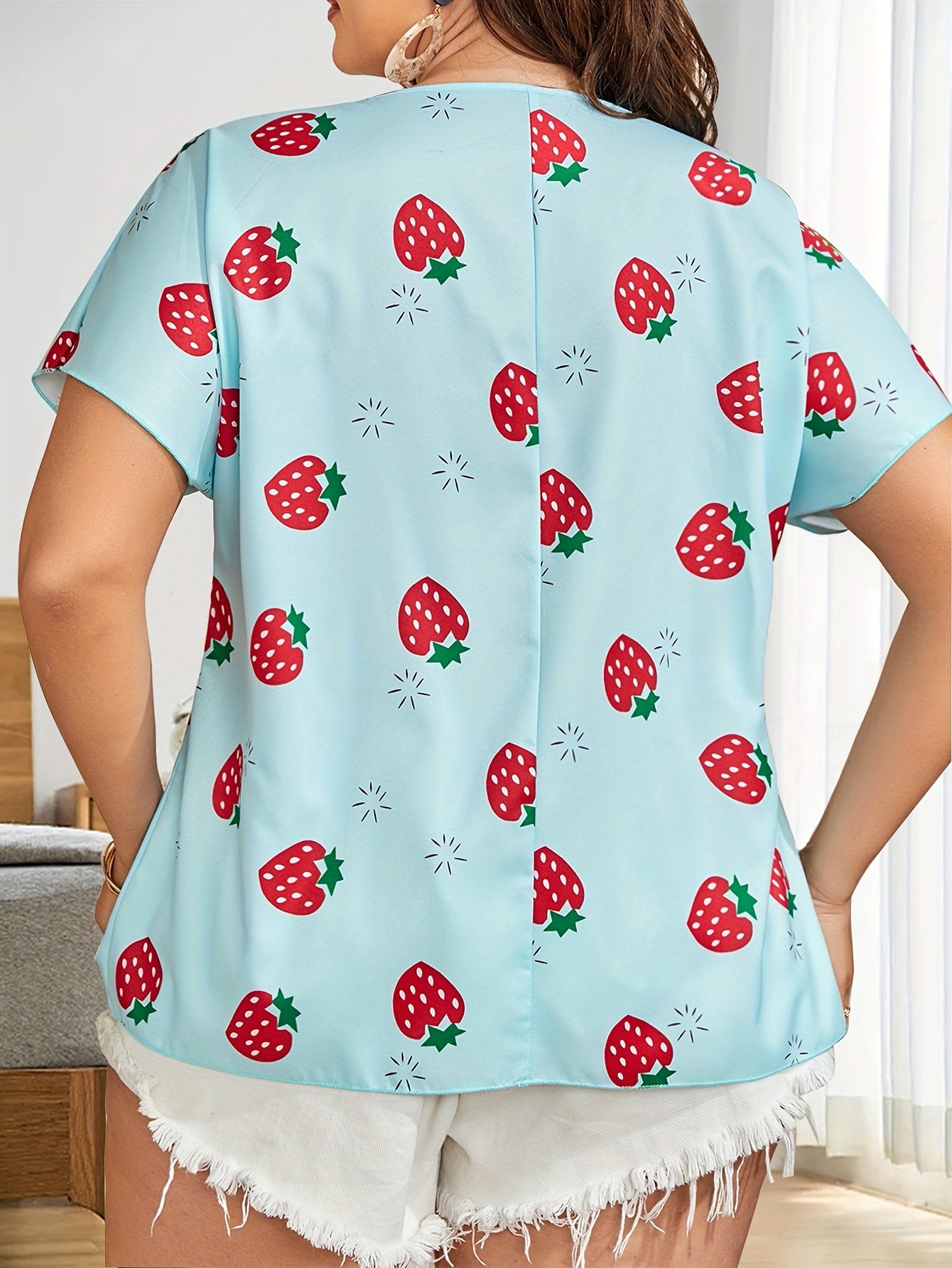  Strawberry Print Notched Blouse
