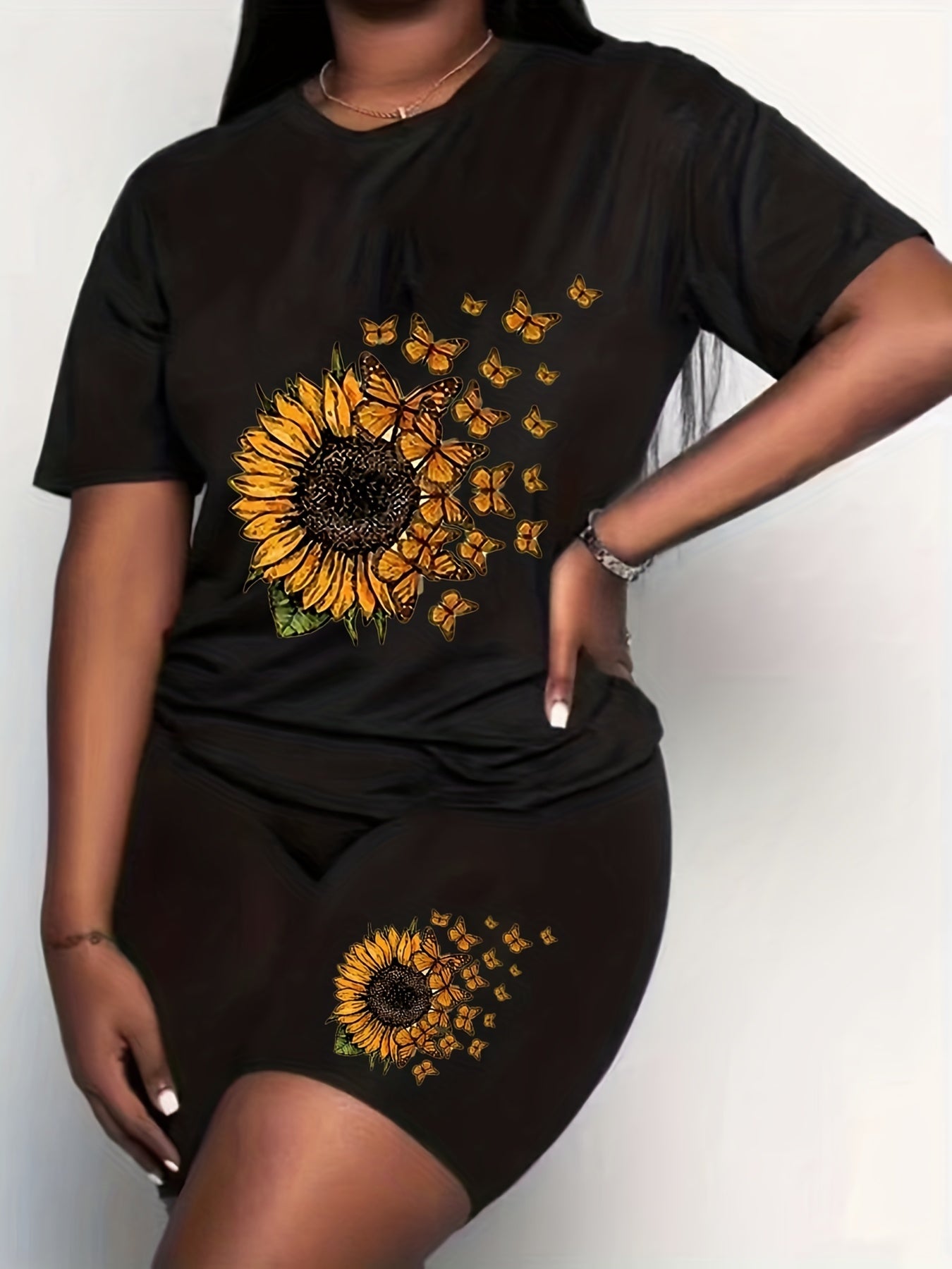  Sunflower & Butterfly Print Tee & Shorts Set