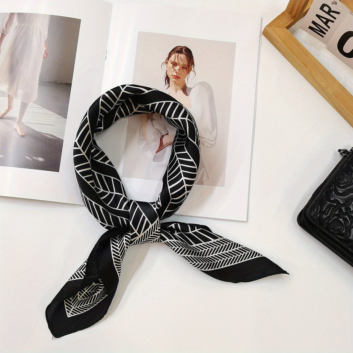 70cm Small Square Print Scarf Casual Neckerchief Women's Warm Shawl