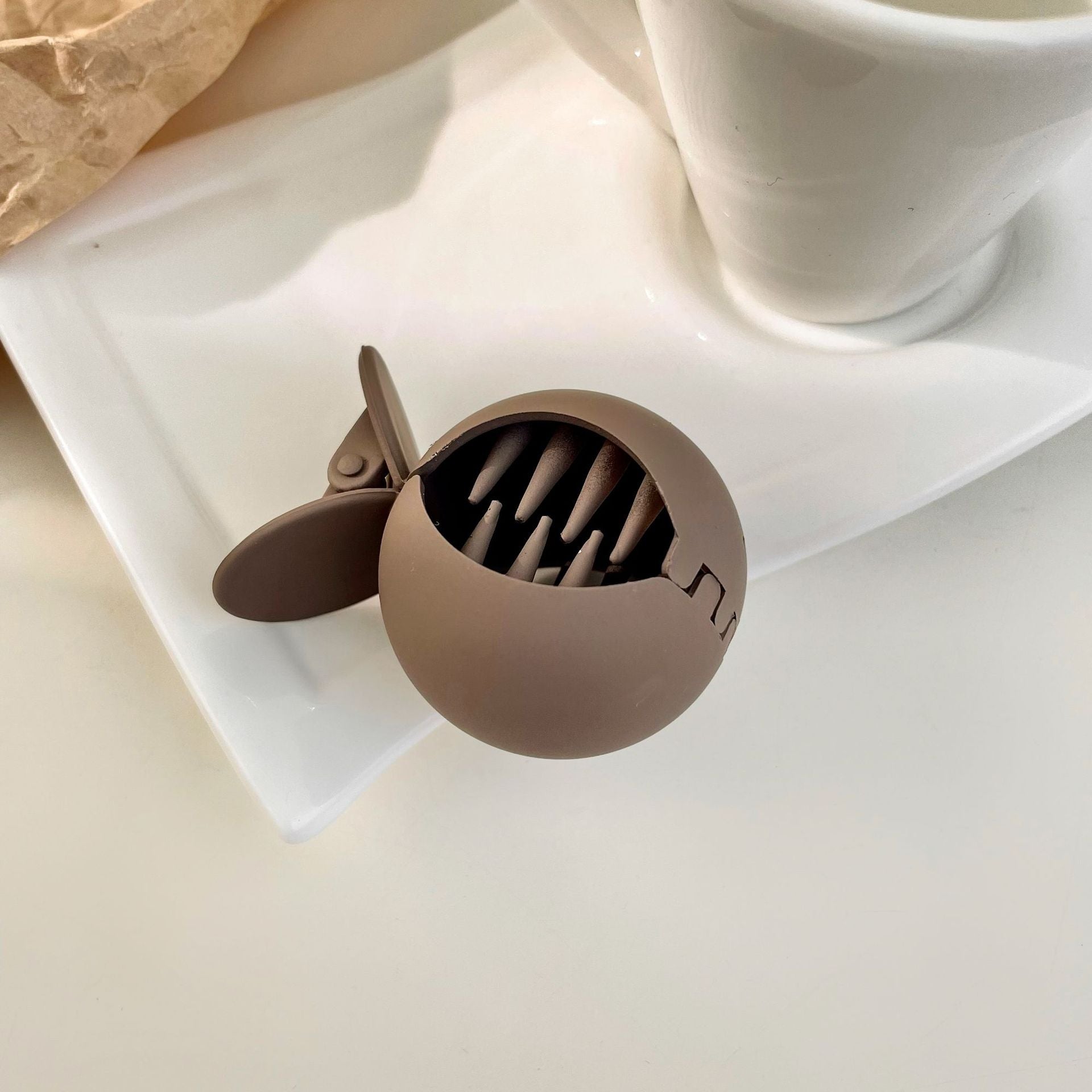 Matte Round Hair Claw Clip Non Slip Strong Hold Grip Hair Jaw Clip