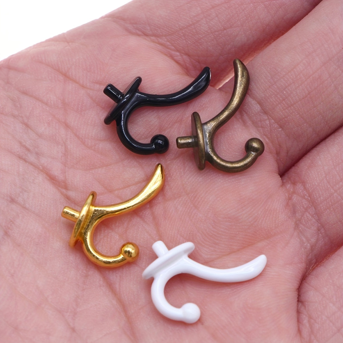 Dollhouse Mini Hooks Living Room Bedroom Accessories