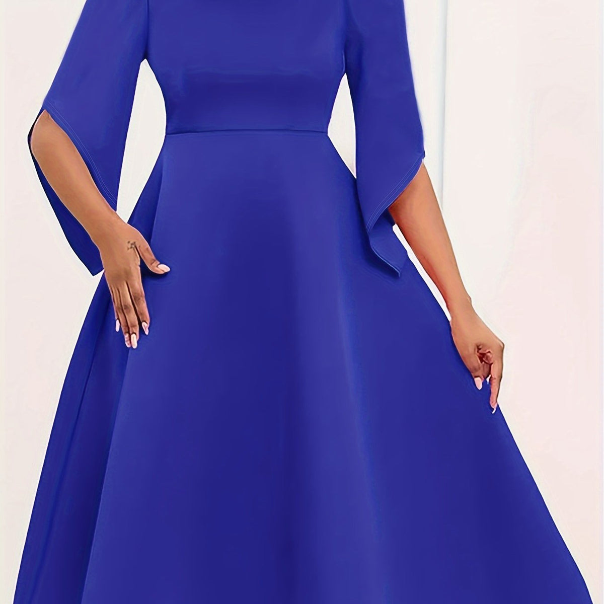  Solid Bell Sleeve Round Neck Dress
