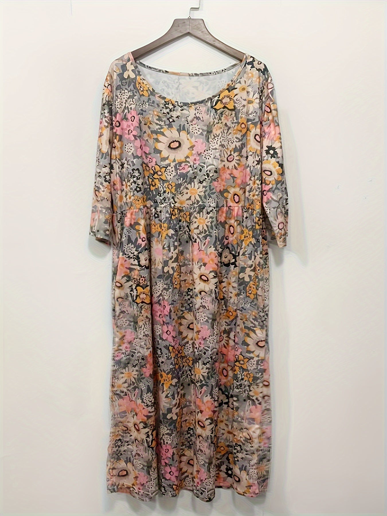  Floral Print Half Sleeve Round Neck Dress