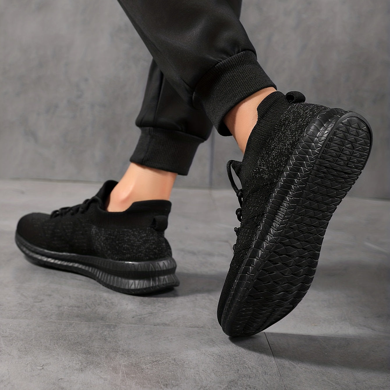 Men's Lightweight Shock Absorbing Running Shoes