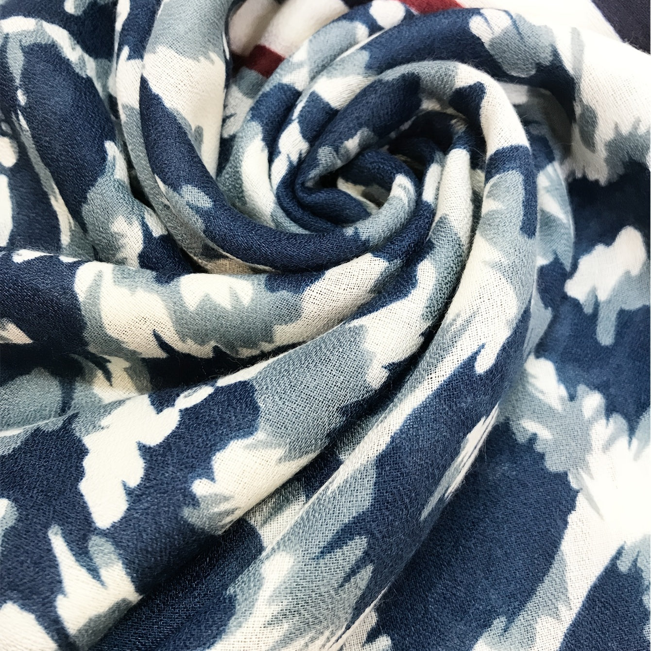 Classic Scarf Royal Leopard Print Shawl Windproof Sunscreen