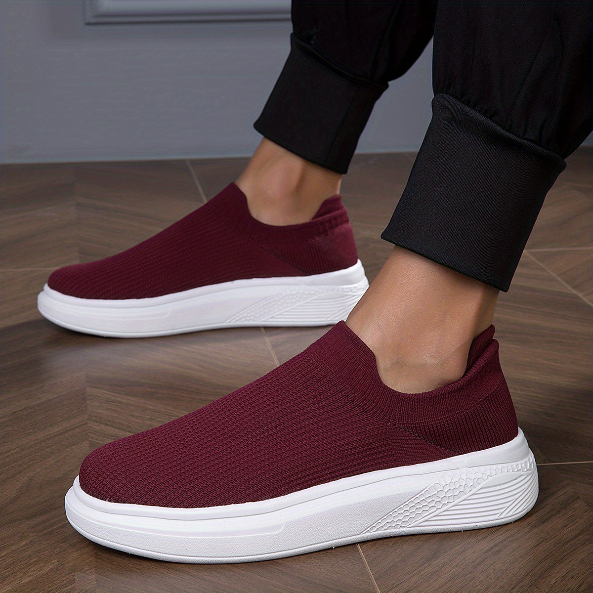 Men's Lightweight Slip-On Casual Shoes for Traveling Jogging