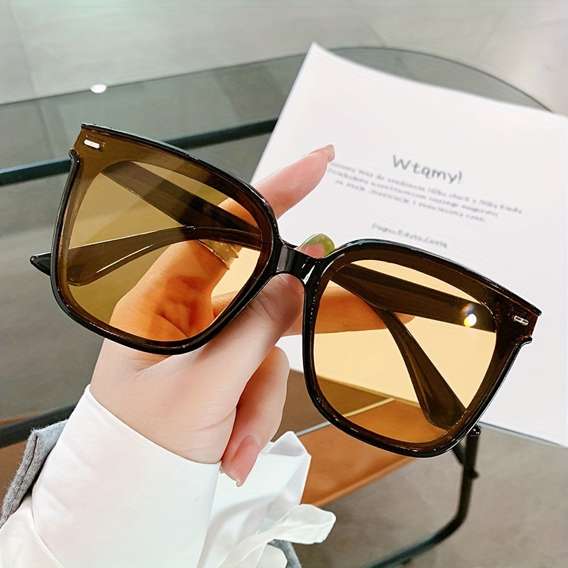 Square Sunglasses Casual Rivet Decor Anti Glare UV400
