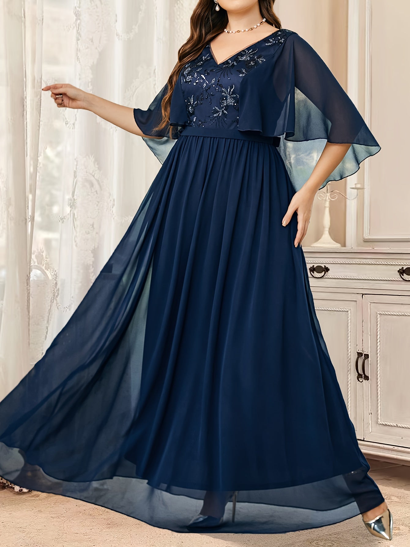  Wedding Dress Embroidered V-Neck Flutter Sleeve Maxi Bridesmaid Dress