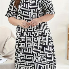  Greek Key Print V Neck Short Sleeve Nightdress