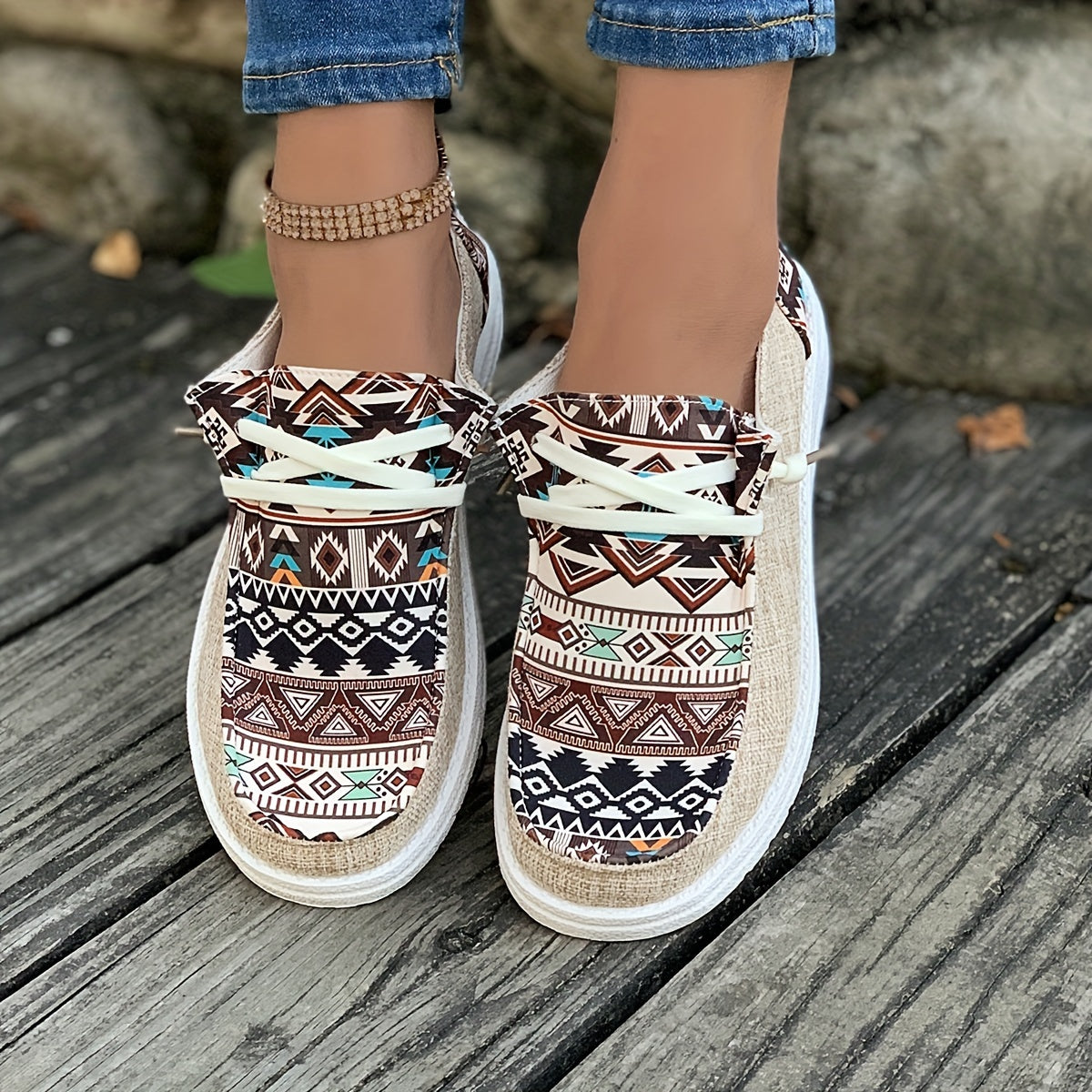 Women's Matching Square Pattern Skate Shoes