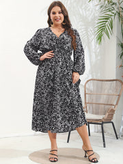 Women's Plus Ditsy Print Long Sleeve V Neck Nipped Waist Dress