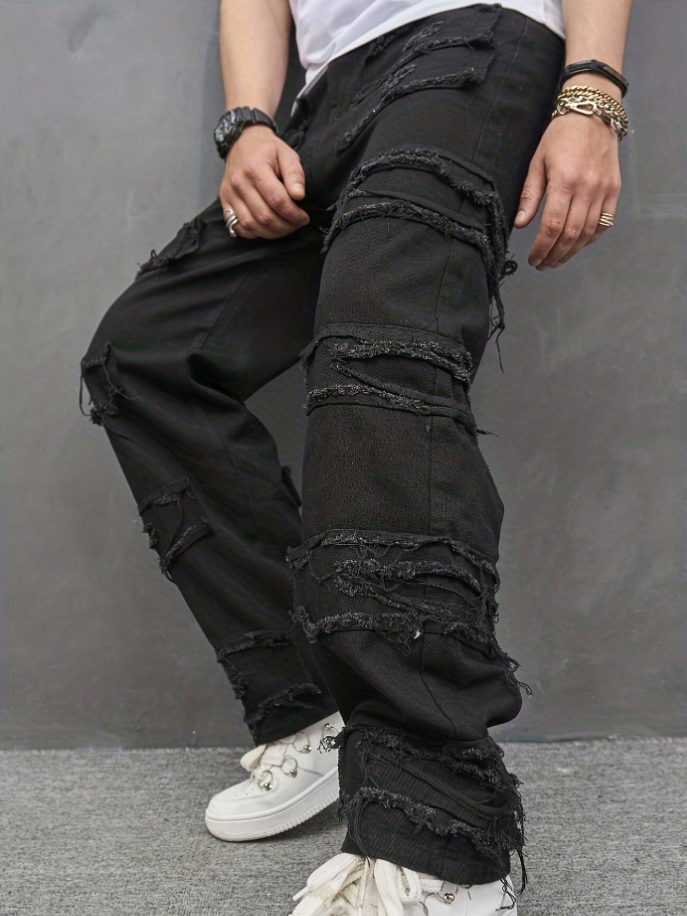 Men Ripped Frayed Straight Leg Jeans