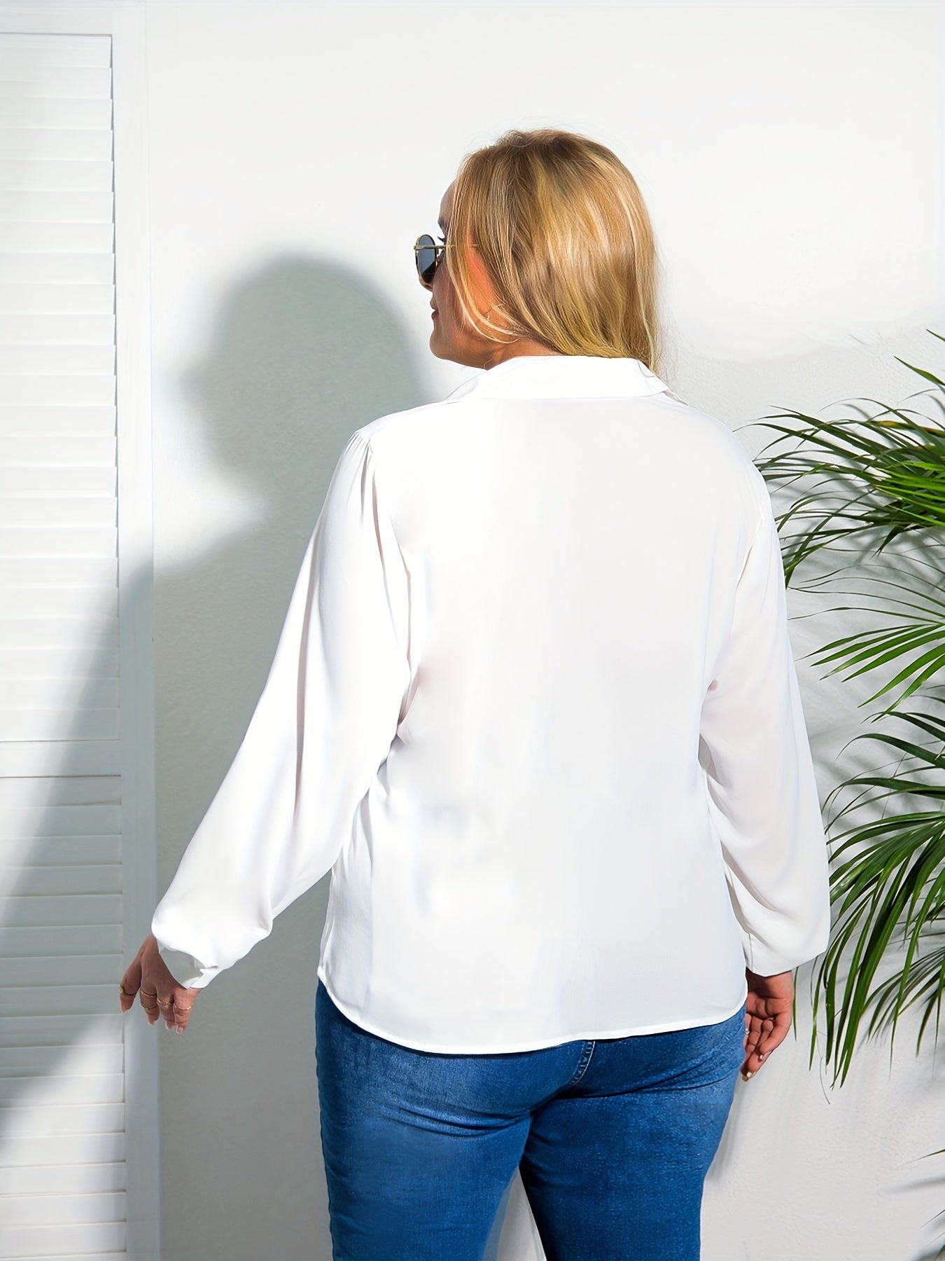  Solid Button Up Lantern Sleeve Blouse