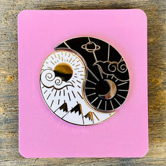 Tai Chi Gossip Array Enamel Brooch For Men