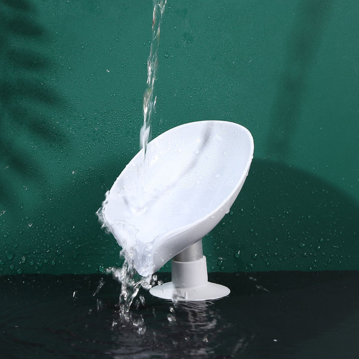 Leaf Shaped Soap Holder with Suction Cup for Bathroom Soap Dishes