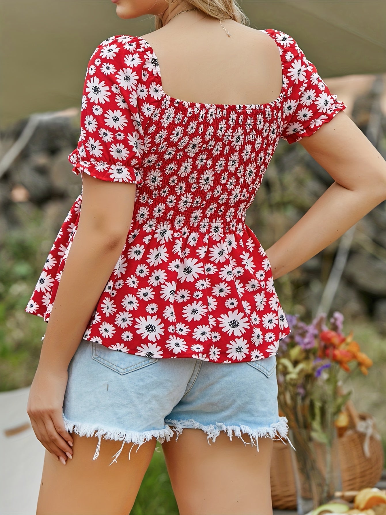  Floral Print Puff Sleeve Peplum Top