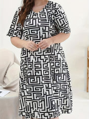  Greek Key Print V Neck Short Sleeve Nightdress