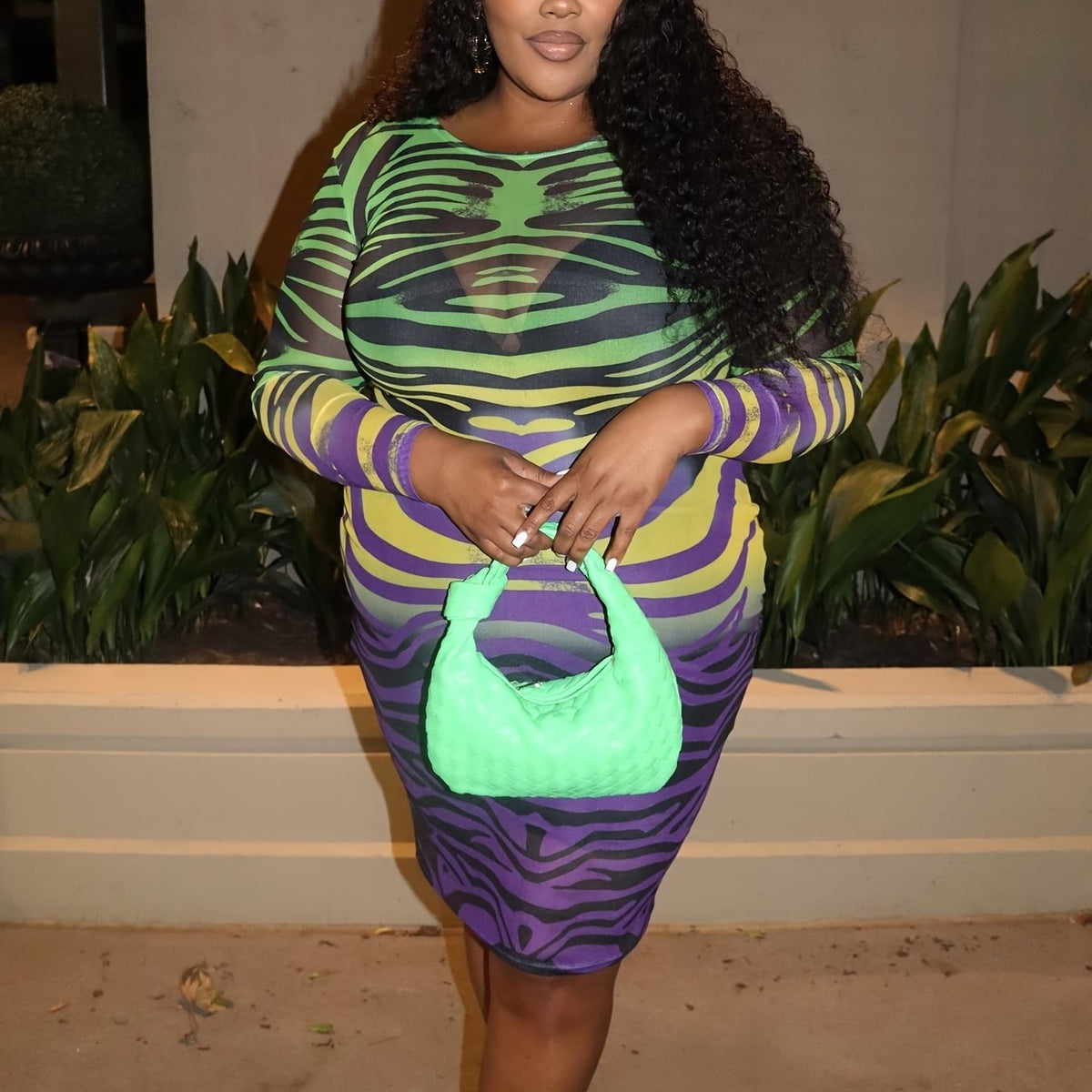  Printed Long Sleeve Bodycon Midi Dress