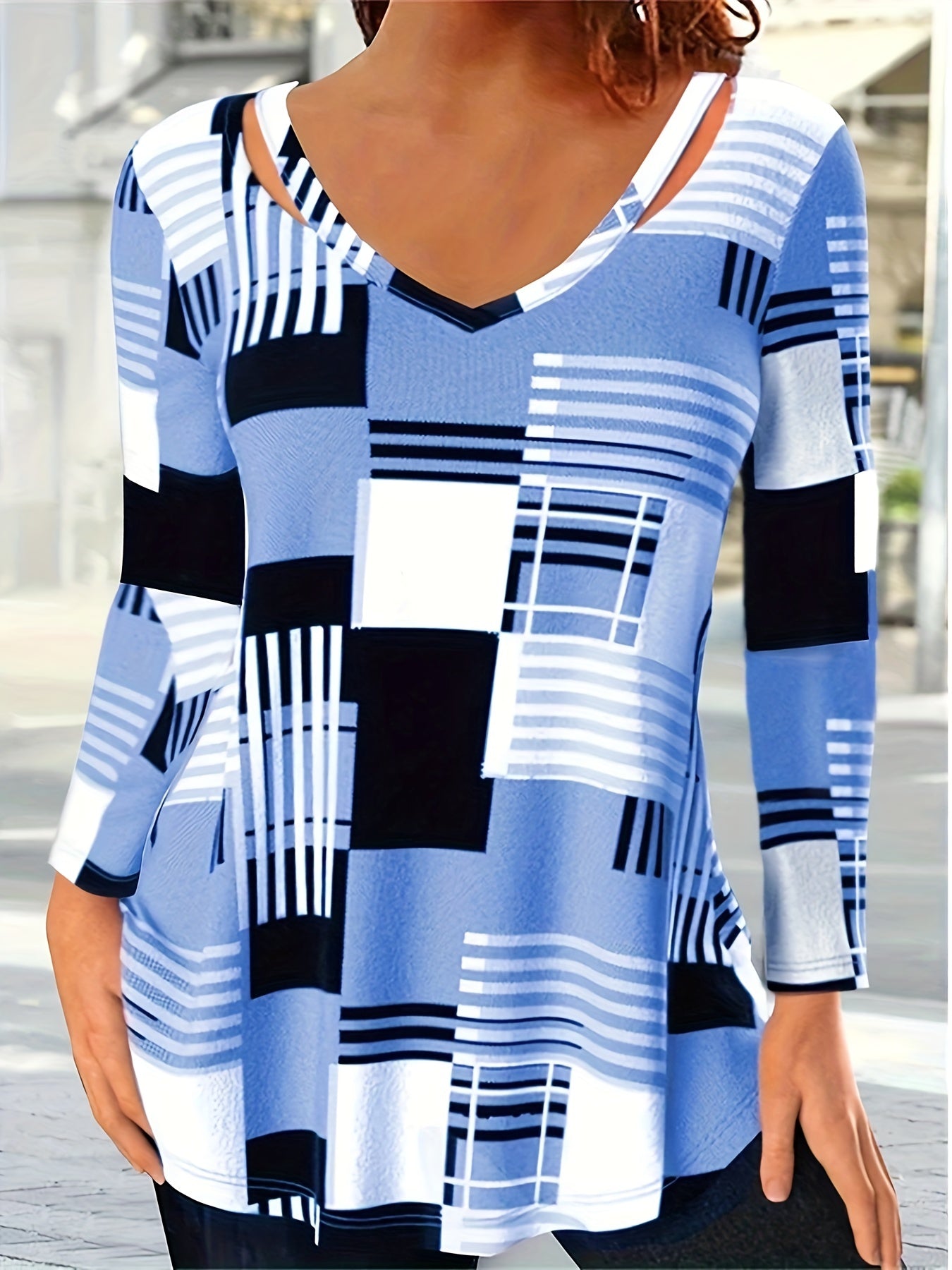  Colorblock Geo Print Long Sleeve V Neck Tunic Top