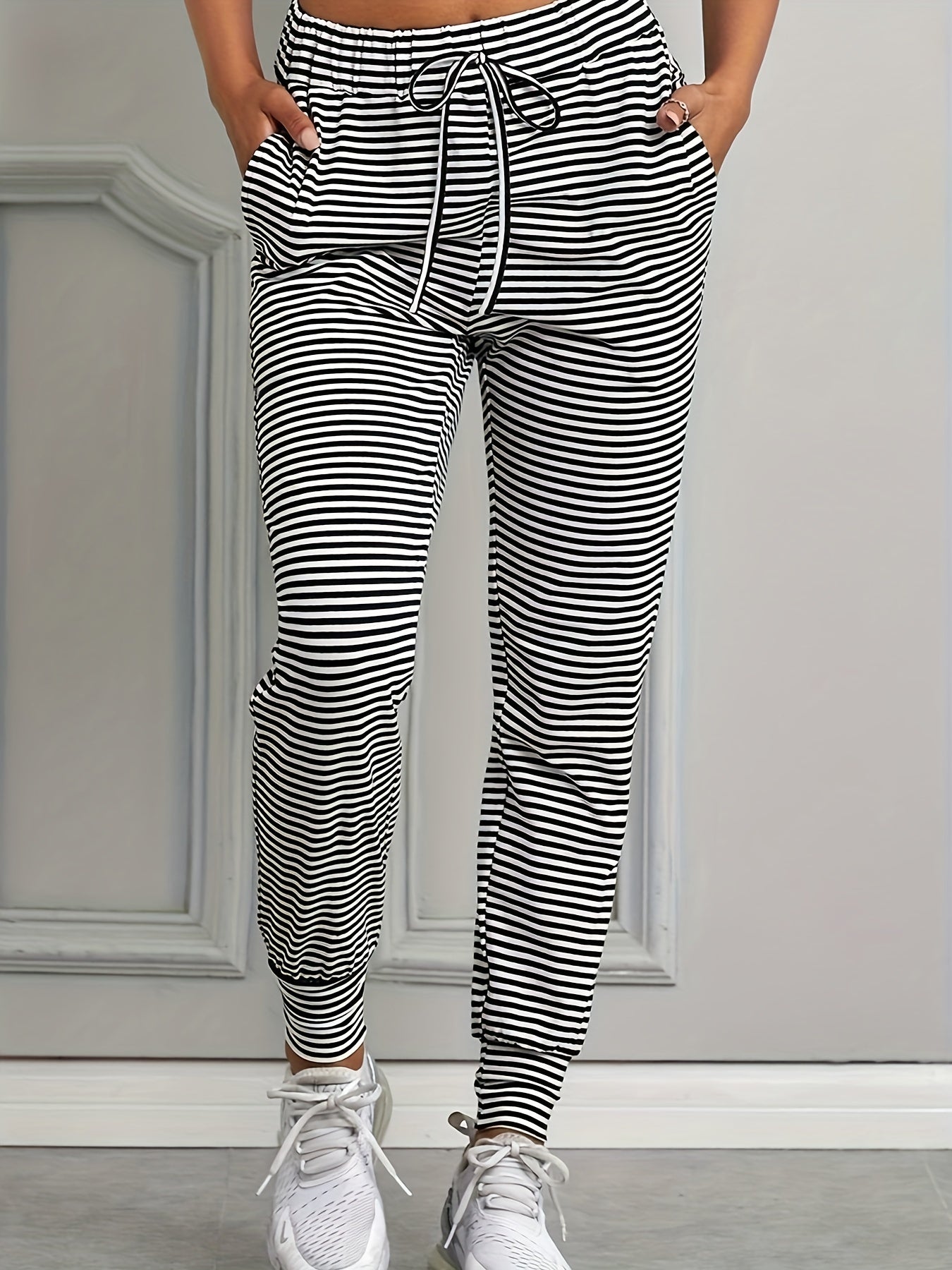  Stripe Print Elastic Drawstring High Rise Jogger Pants