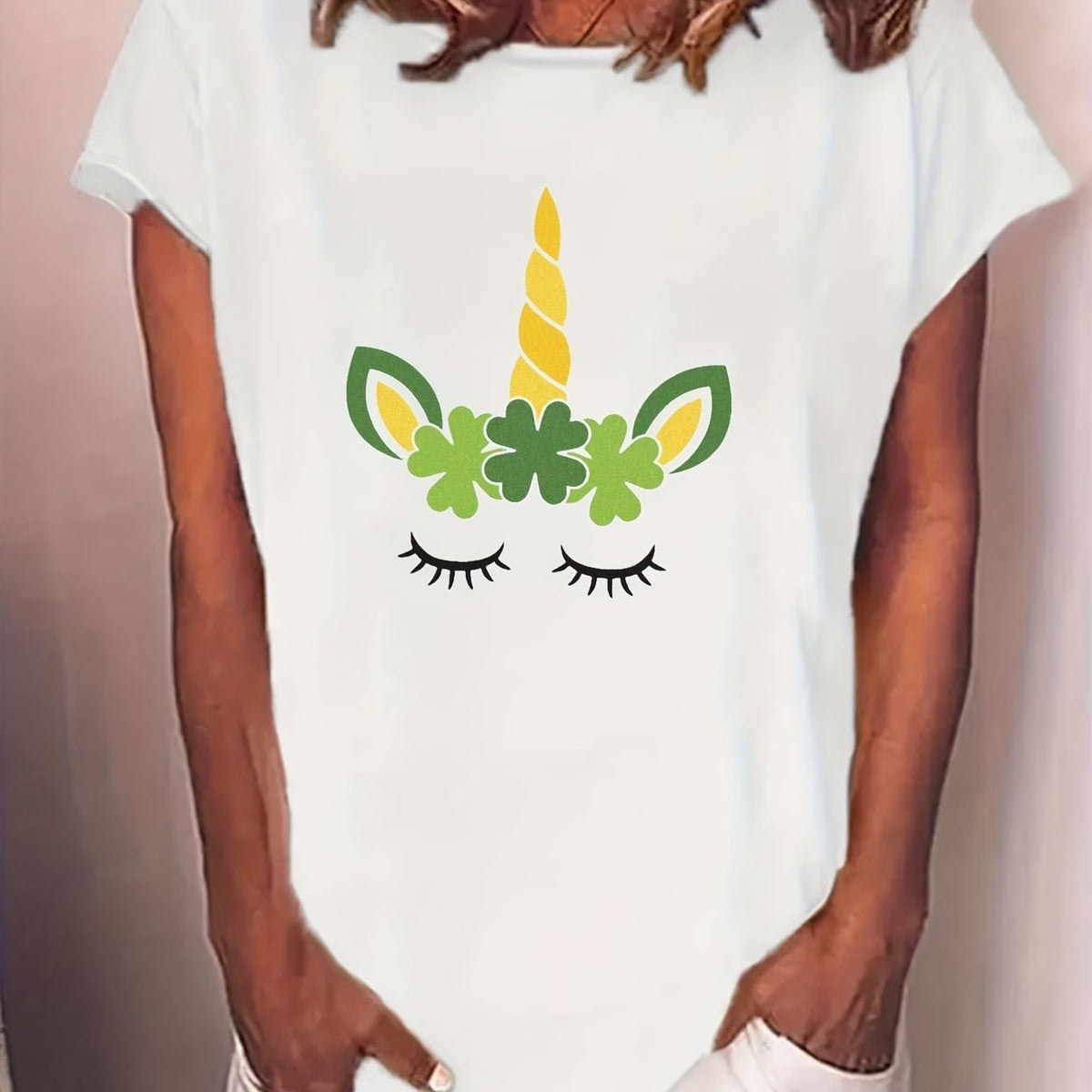 Unicorn & Shamrock Print T-shirt Crew Neck Graphic Tee Women's Clothing