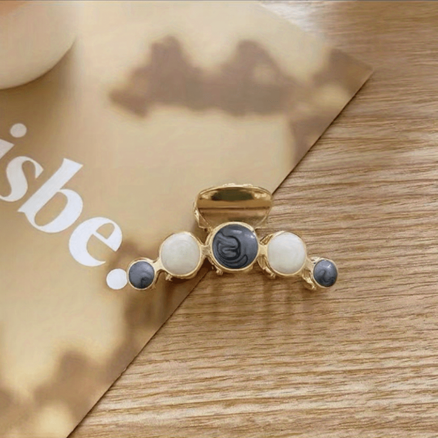 Mini Shark Claw Hair Clip Women's Hair Accessory