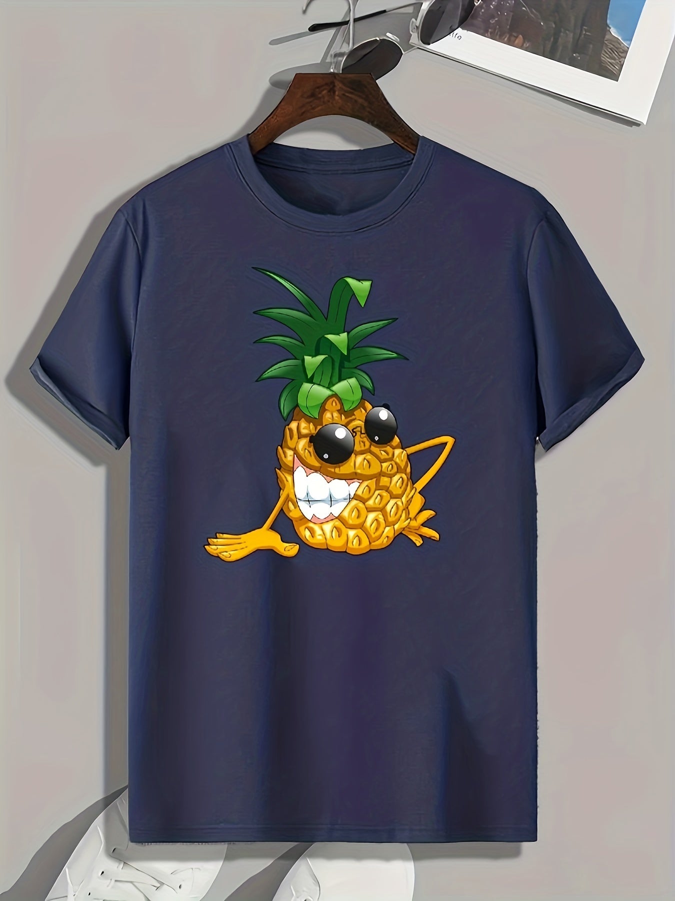 Pineapple Pattern Print Men's Comfy Sports T-shirt