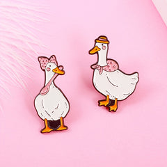 Cute Duck Brooch Pin in Gold Tone with Rhinestones