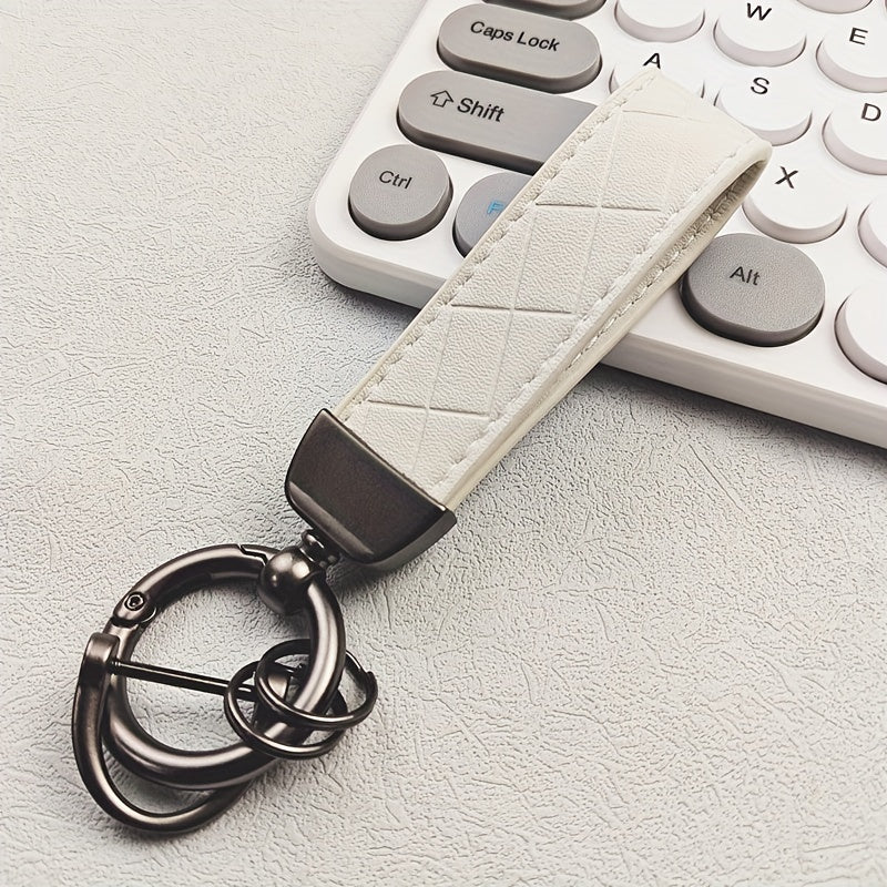 PU Leather Car Keychain with Anti Lost D Ring Key Chain for Men Women