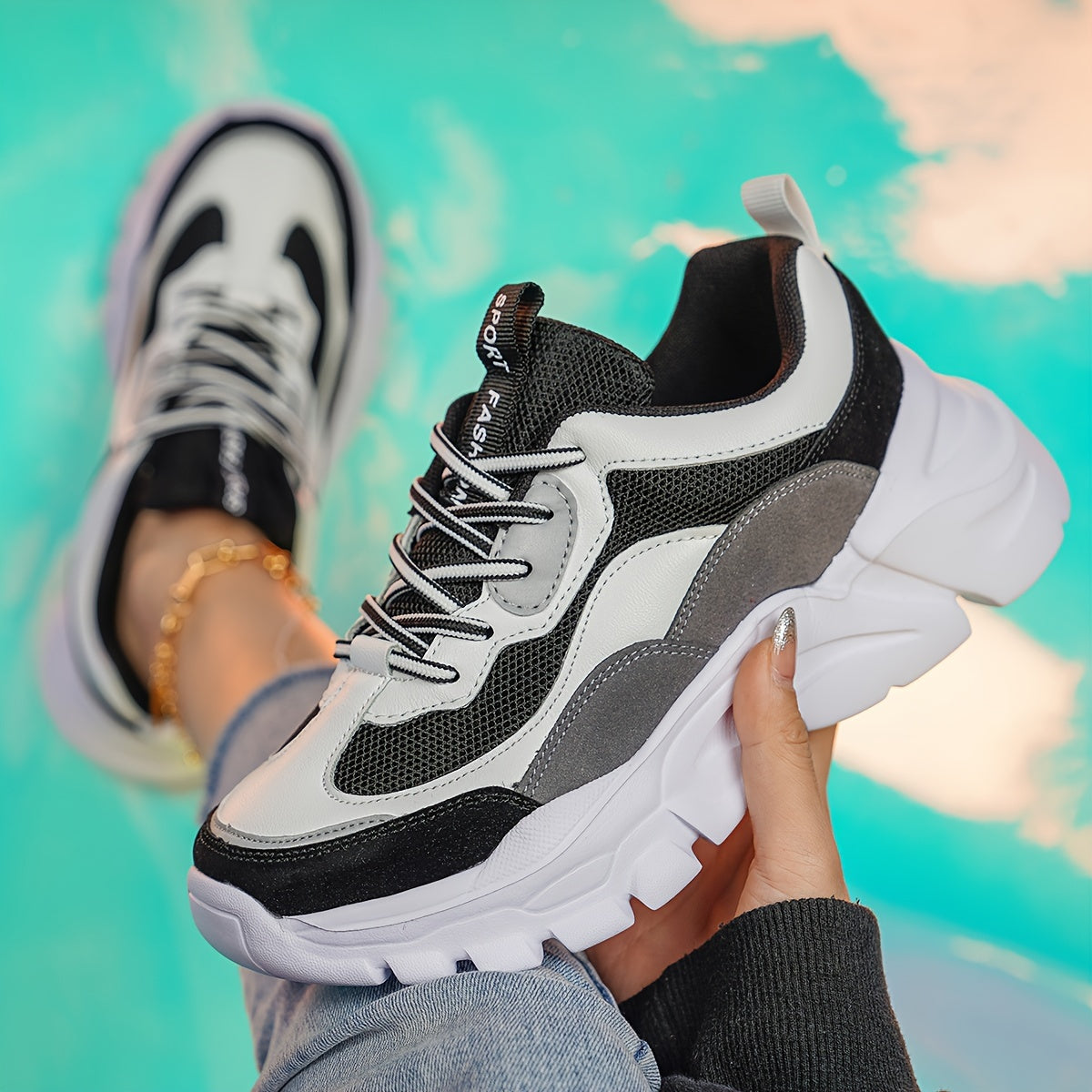 Women's Lace-up Breathable Chunky Sneakers Anti-slip Platform Running Shoes