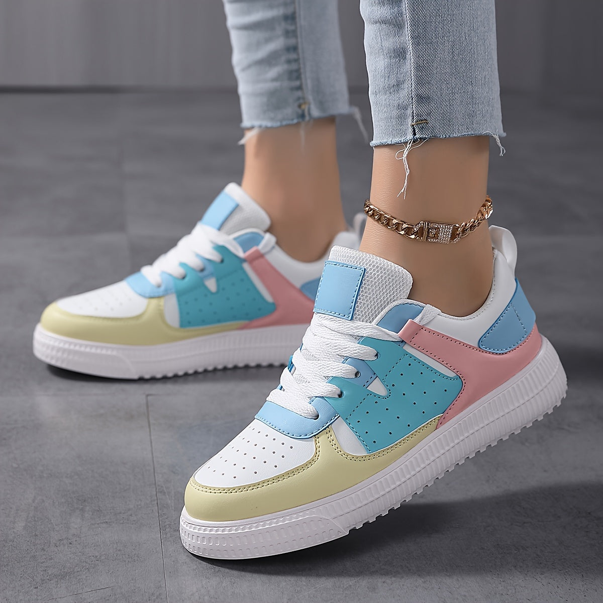 Women's Lightweight Faux Leather Skate Shoes Non Slip Casual Sneakers