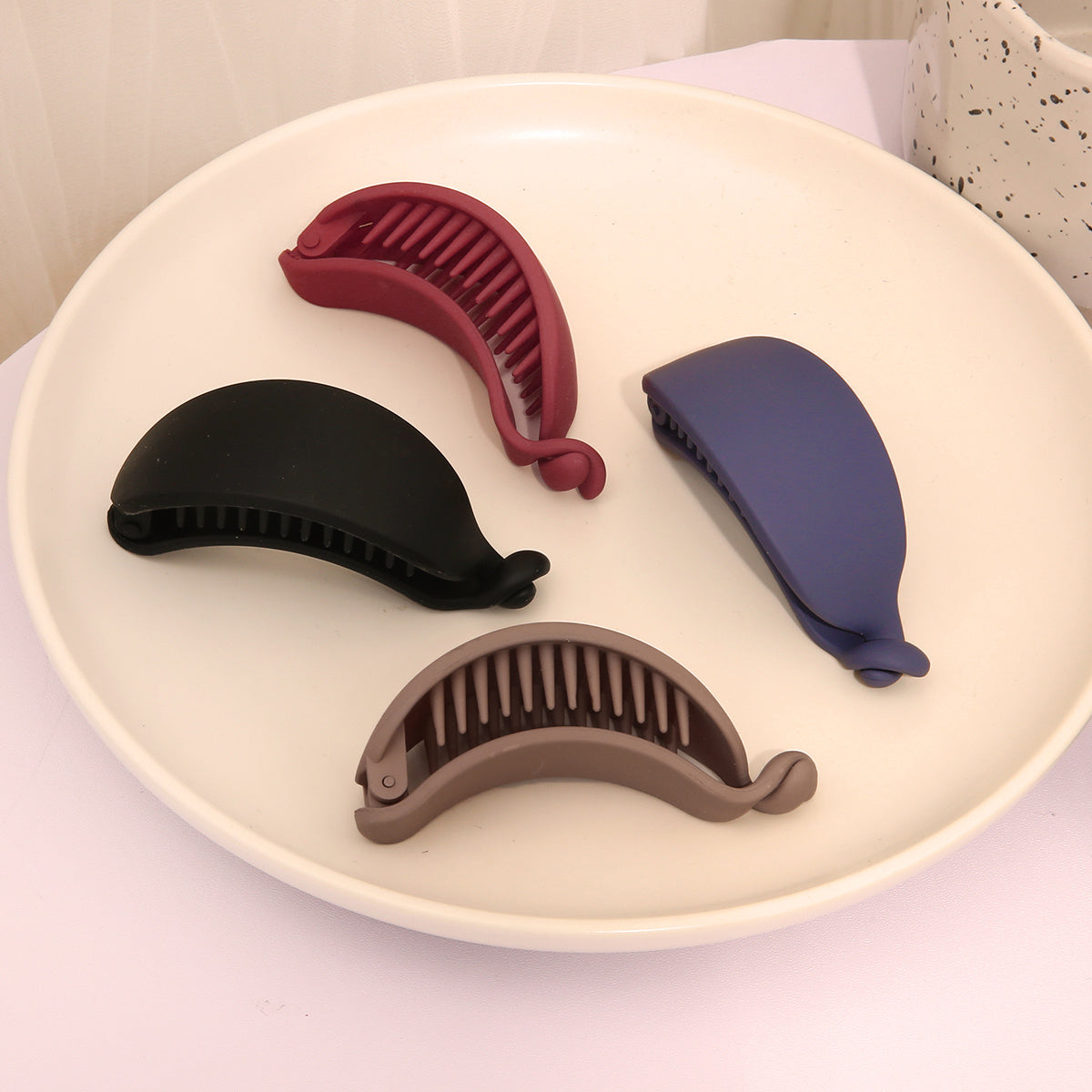 Minimalist Banana Clip Hair Accessory