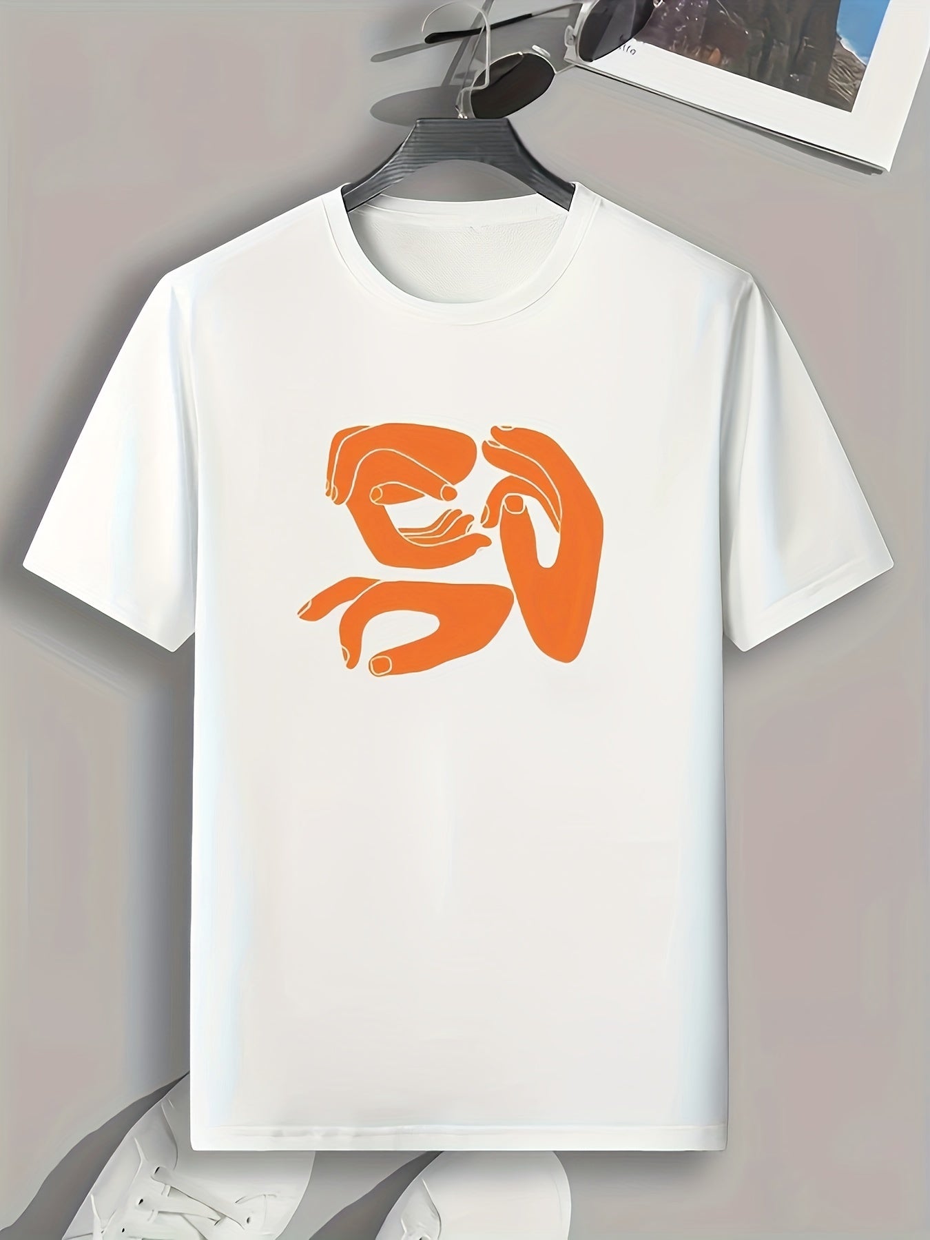 Hands Pattern Print Men's Sports T-shirt for Fitness Activities