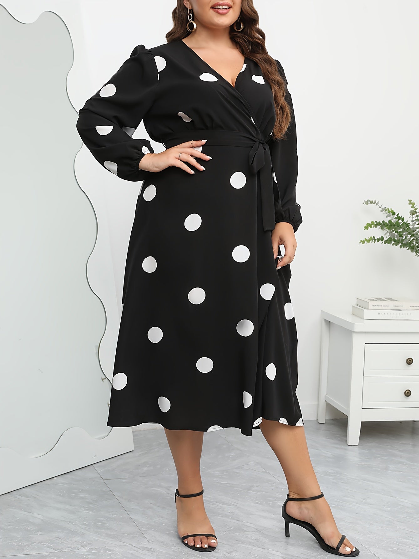  Polka Dot Lantern Sleeve Midi Dress
