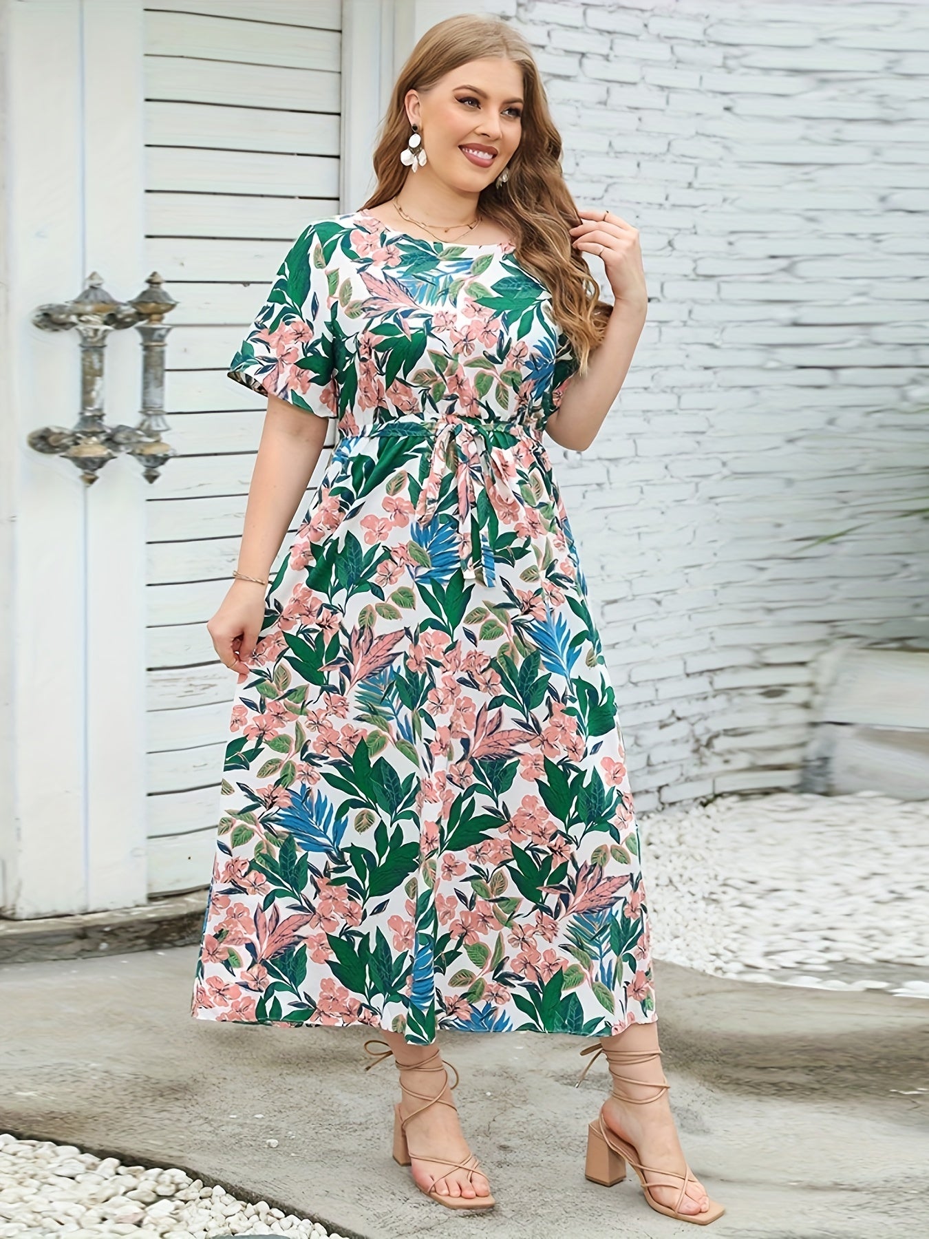 Plus Size Tropical Print V Neck Midi Dress