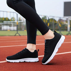 Women's Lace up Outdoor Running Shoes Non slip Mesh Sneakers