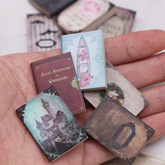 Dollhouse Books Classical Simulation Foldable Microfiber Model